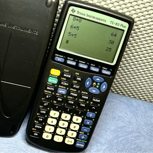 TI-83 Plus Texas Instruments Graphing Calculator PreOwned And Batteries Included - Picture 16 of 17
